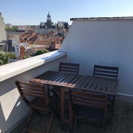Appartement Avec Vue Panoramique Vichy Esterno foto